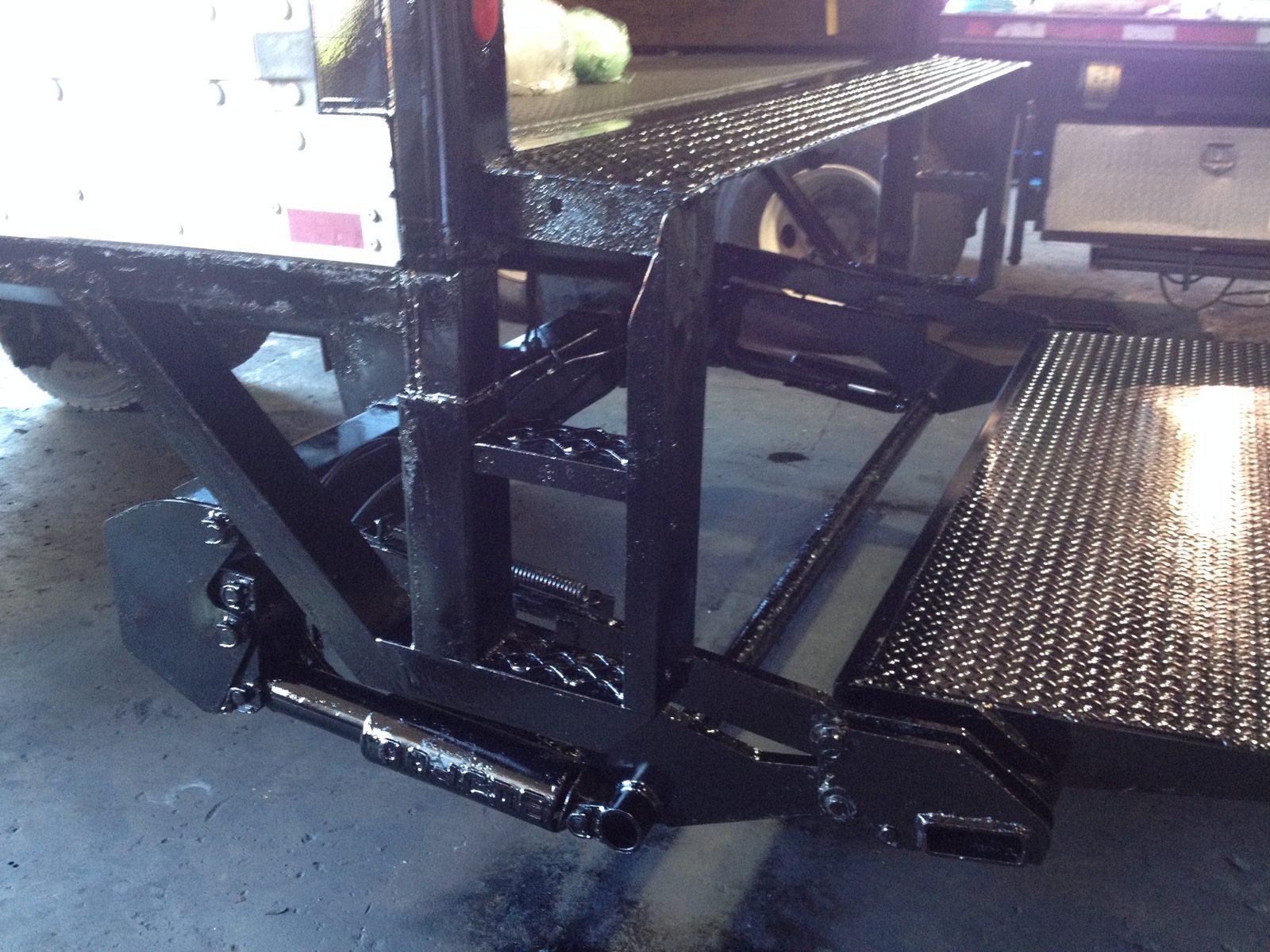The rebuilt lift gate painted